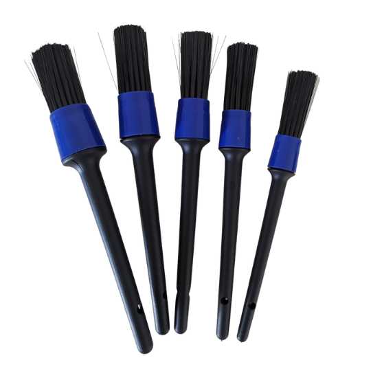 Set pennelli per dettagli